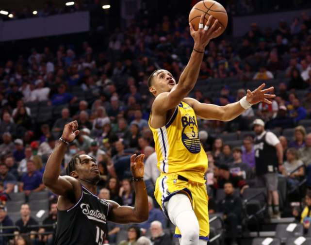 kaiyun体育平台-清晨萨克拉门托国王备战欧联，更衣室发声细节曝光，赛场秩序良好，轮换策略成焦点